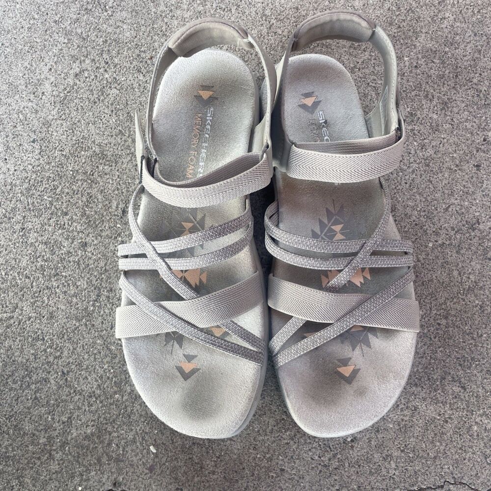 Skechers Women’s Size 9M Sandals Straps Ankle Beige Comfortable Memory Foam